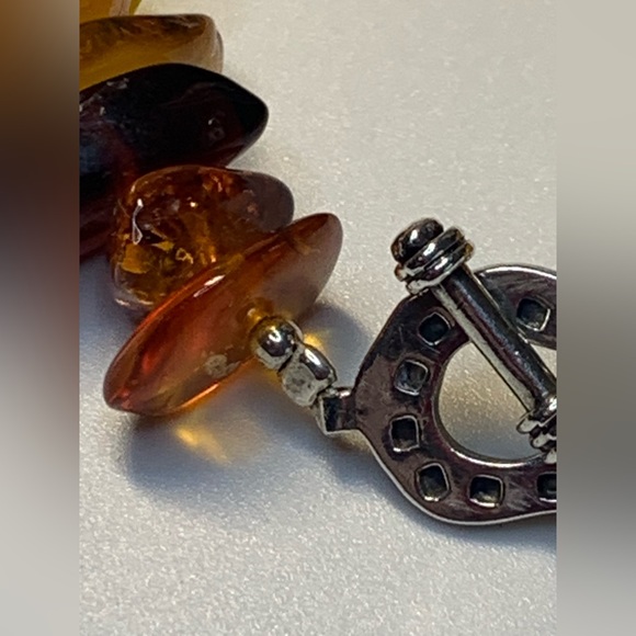 Silpada RARE HTF Sterling Silver & Honey Baltic Amber Chip Toggle Clasp Bracelet - Picture 14 of 16